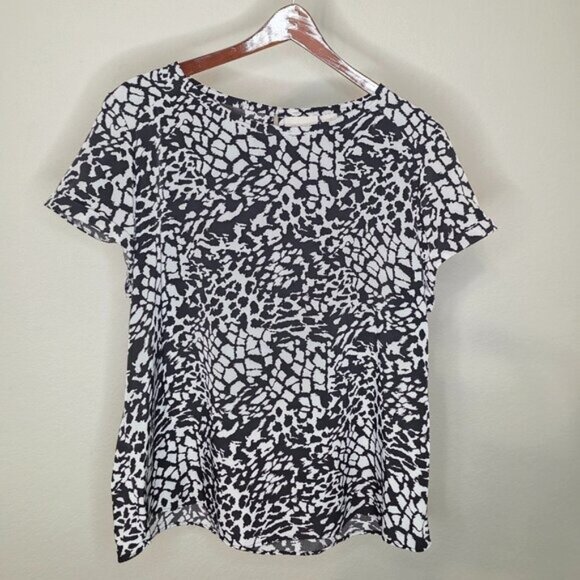 Chico's Tops - Chico’s Size 3 (Equal to XL) Classic Black & White Abstract Animal Print Blouse